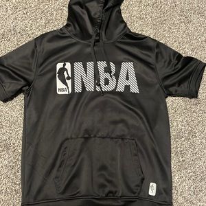 NBA short sleeve Hoodie size M